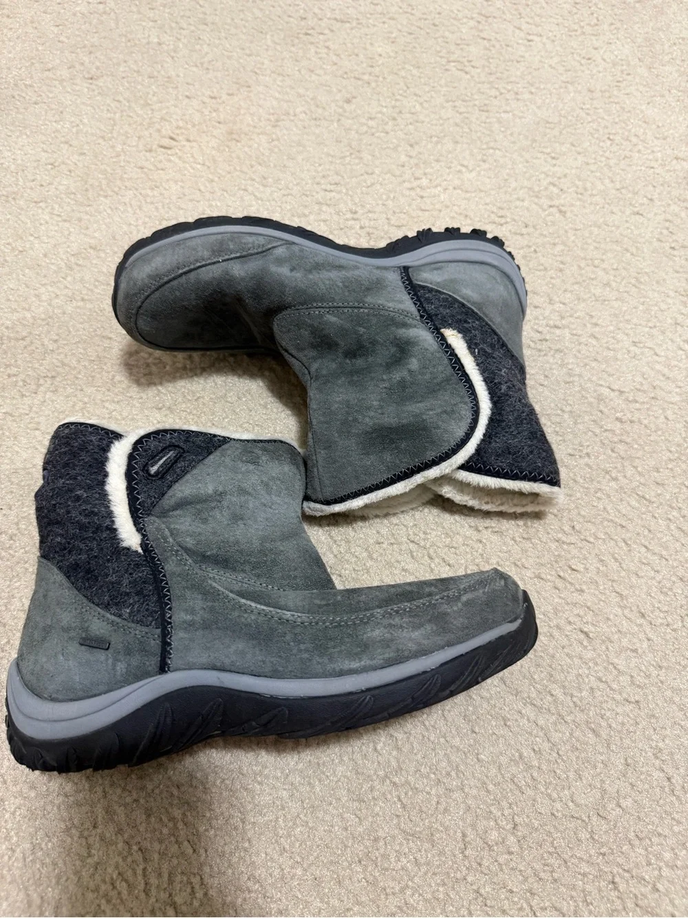 Patagonia Gray Winter Shearling-Lined Boots